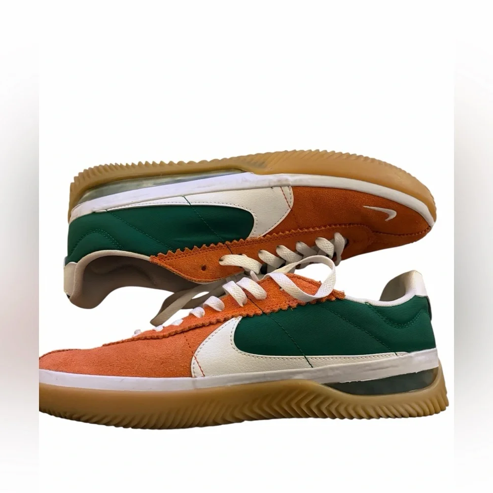 Nike BRSB Deep Orange Pine Green Skateboarding sneaker.Size 10.5. Good condition